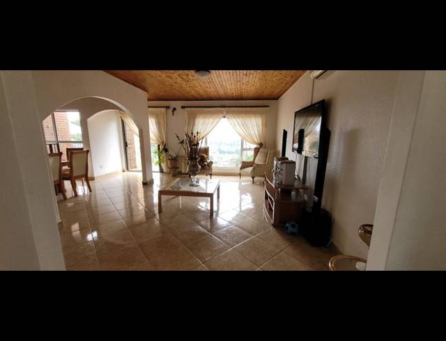 3 BEDROOM HOUSE FOR SALE IN GLENVISTA